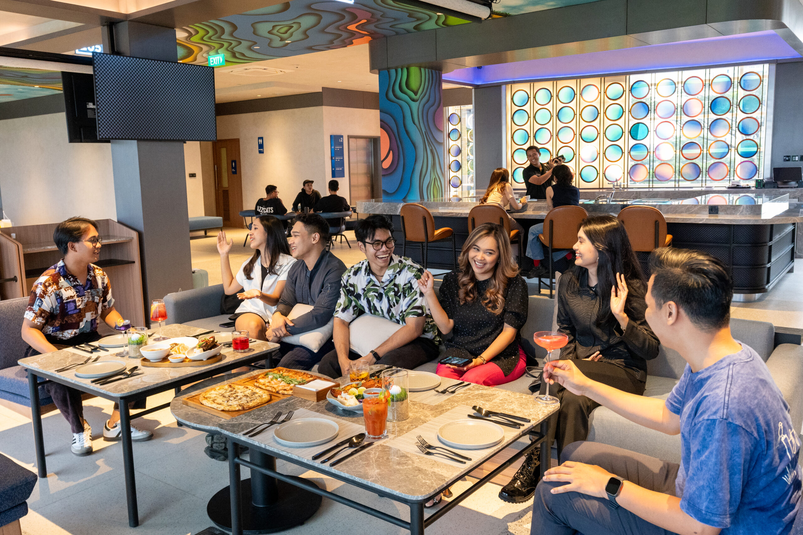 Casual Dining di Topgolf Jakarta: Pengalaman Kuliner yang Mengasyikkan