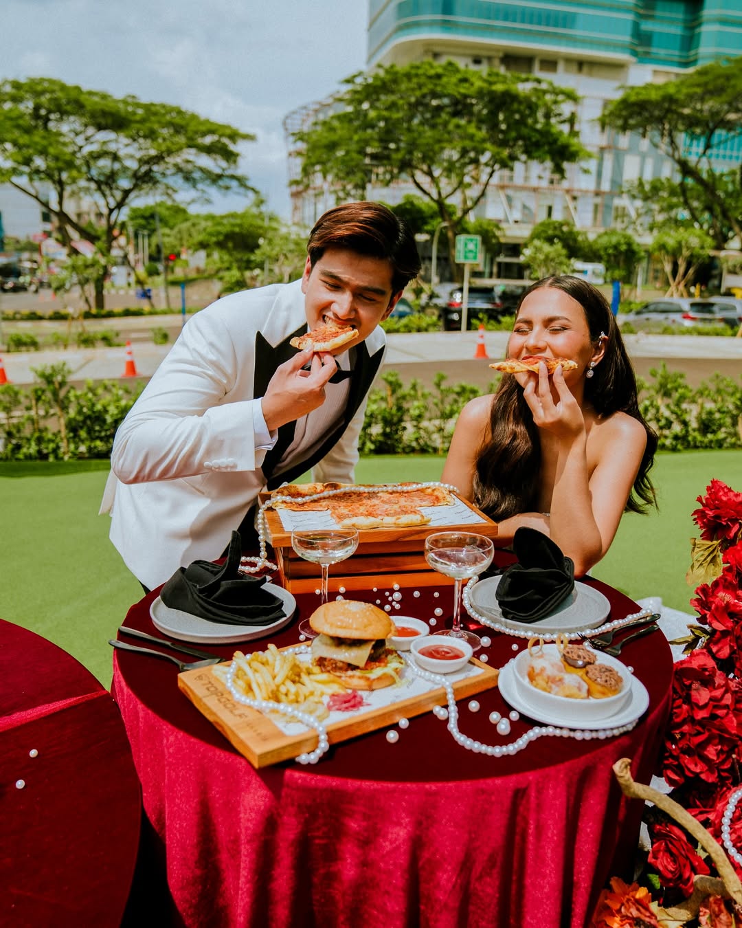 Ide Foto Prewedding Unik dan Modern di Topgolf Jakarta